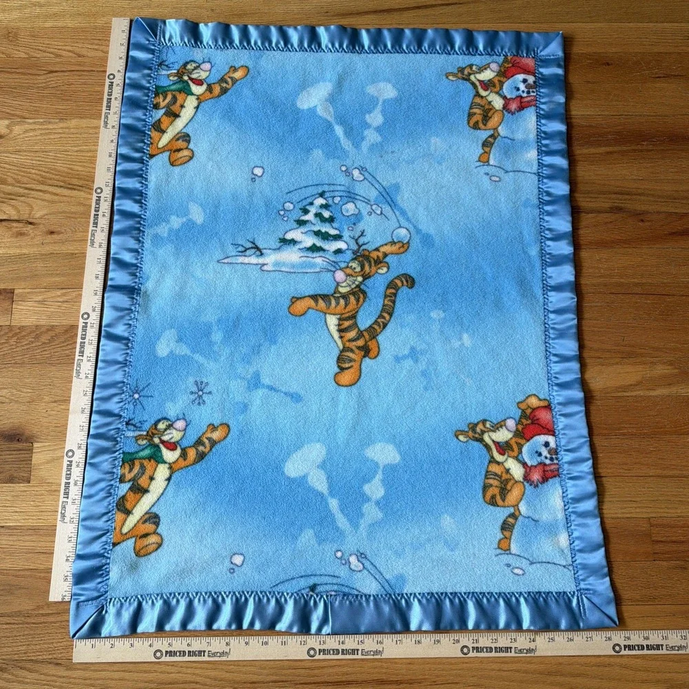 Disney Baby Blue Tigger Baby Blanket Satin Silky Edge Lovey Crown Crafts
